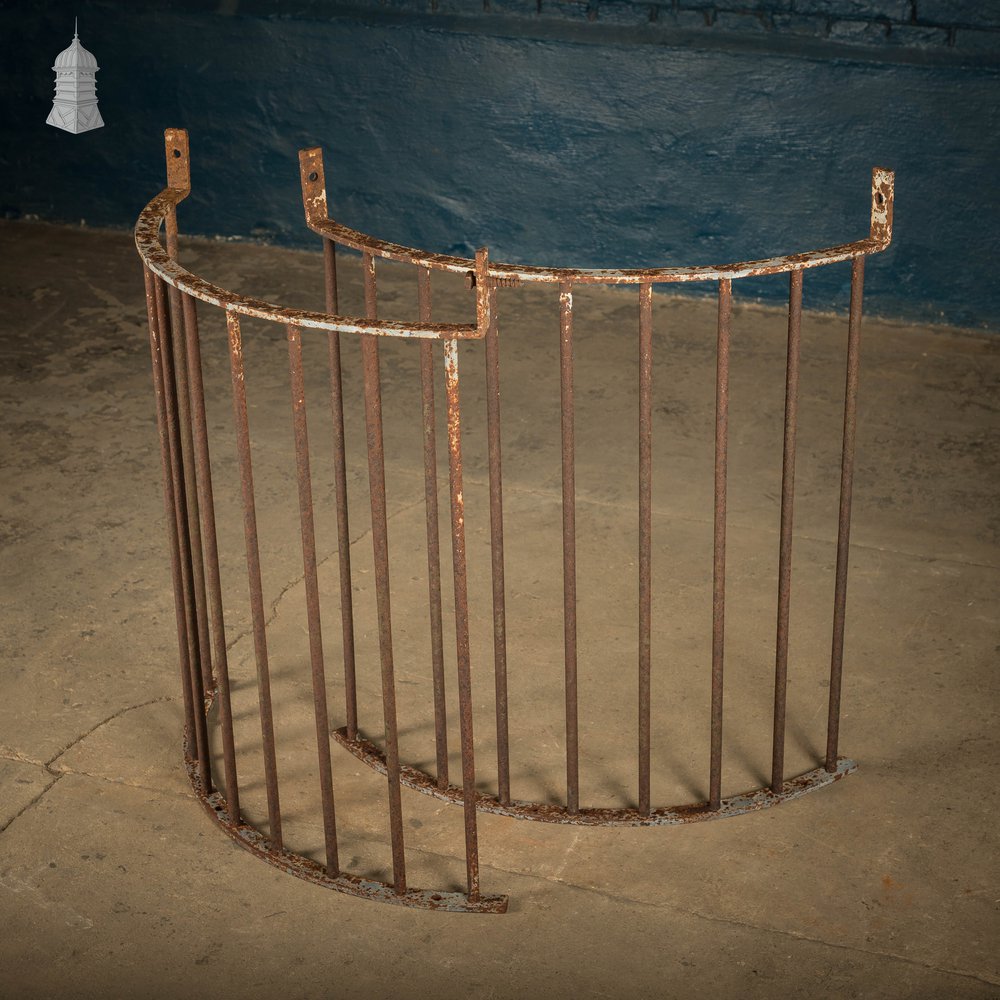 Corner Hay Racks, Pair of Equine Feed Racks