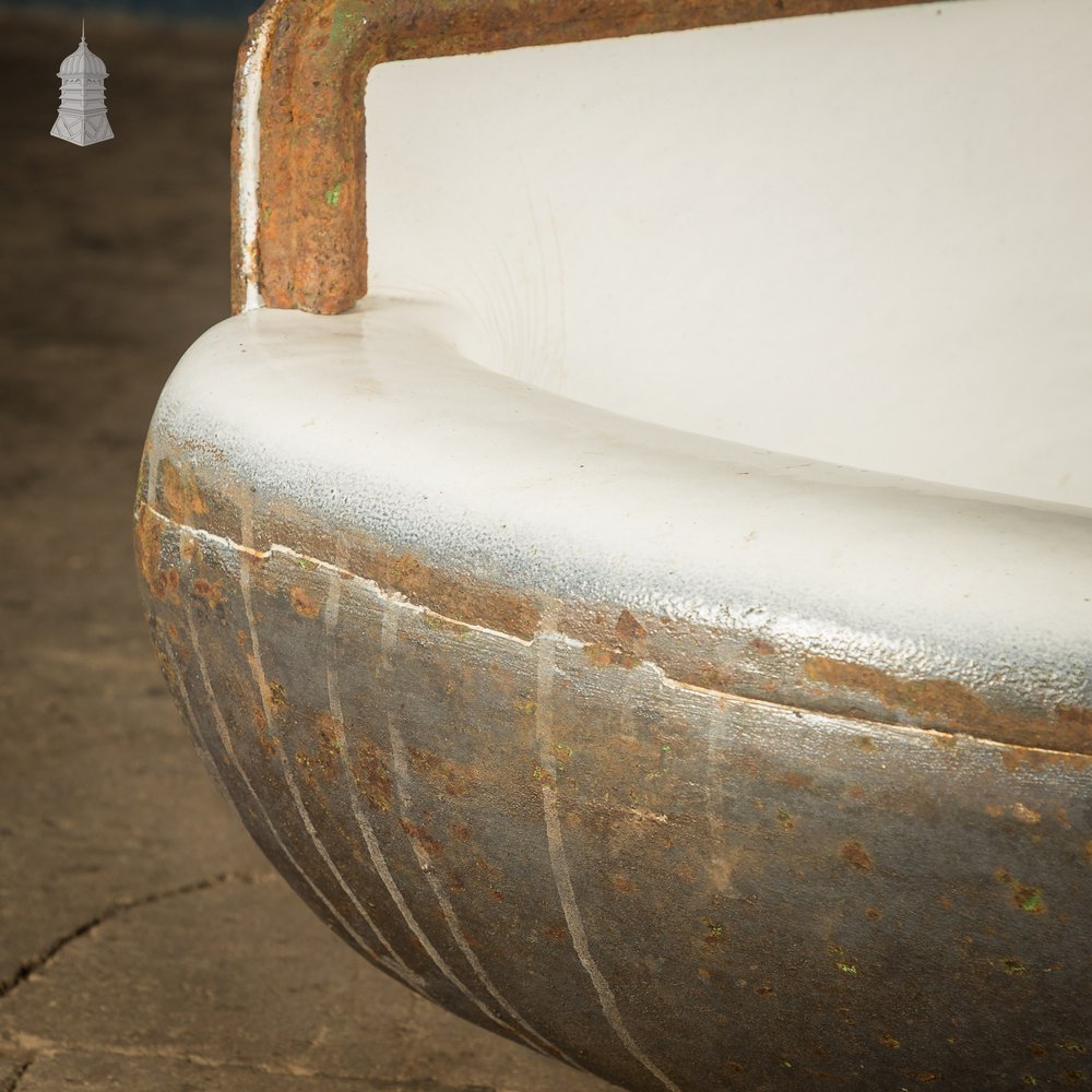 Equine Water Trough, Cast Iron Corner Feeder