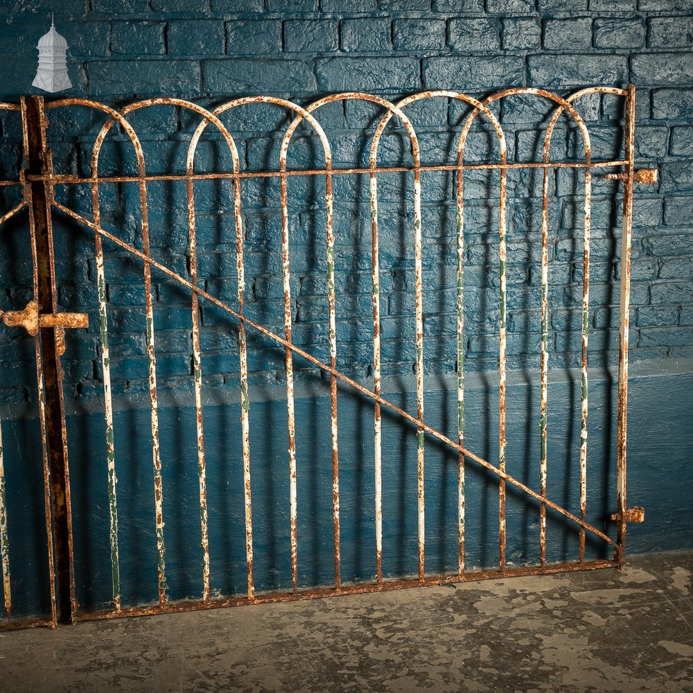 Driveway Gates, Hoop Top, 19th C