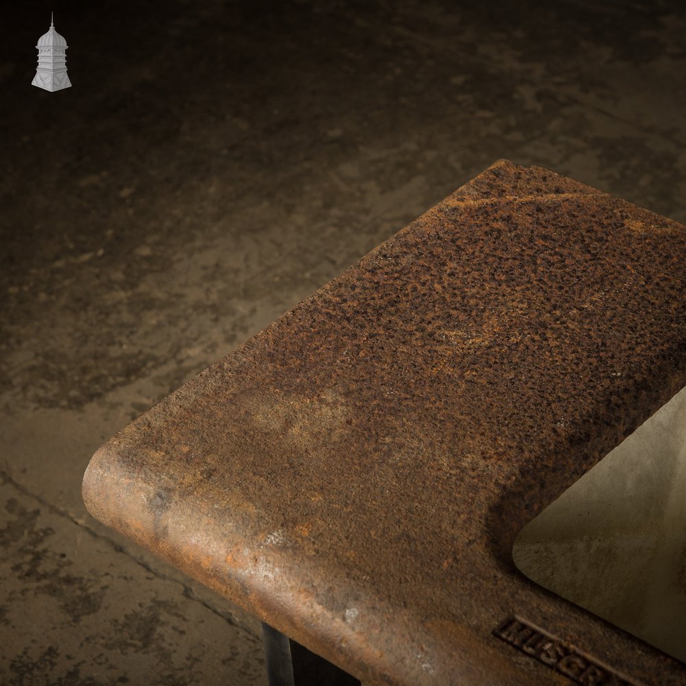 Trough and Hay Rack Stable Fitting by Musgraves