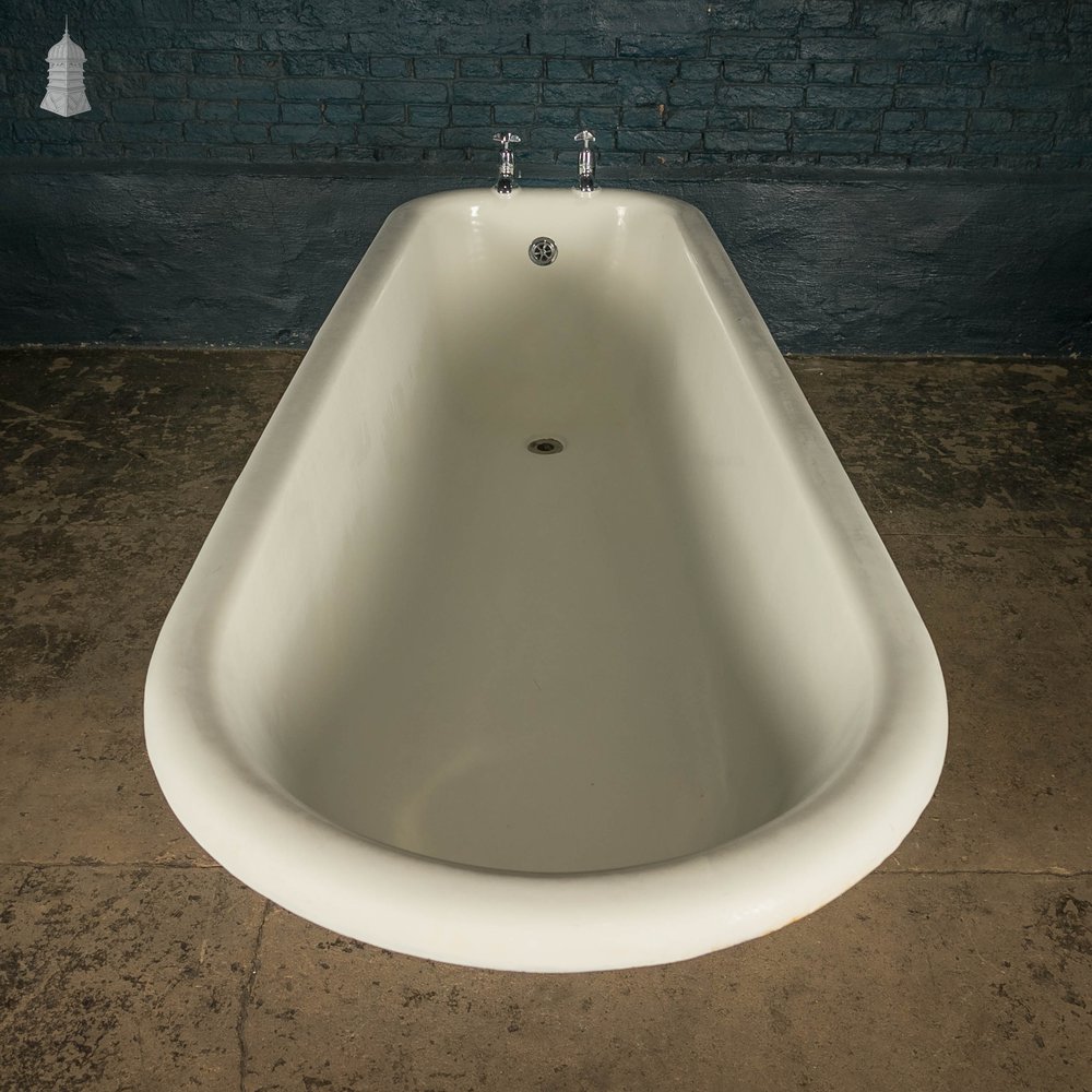 Roll Top Bath, 6.5ft Long Cast Iron, on Legs with Taps