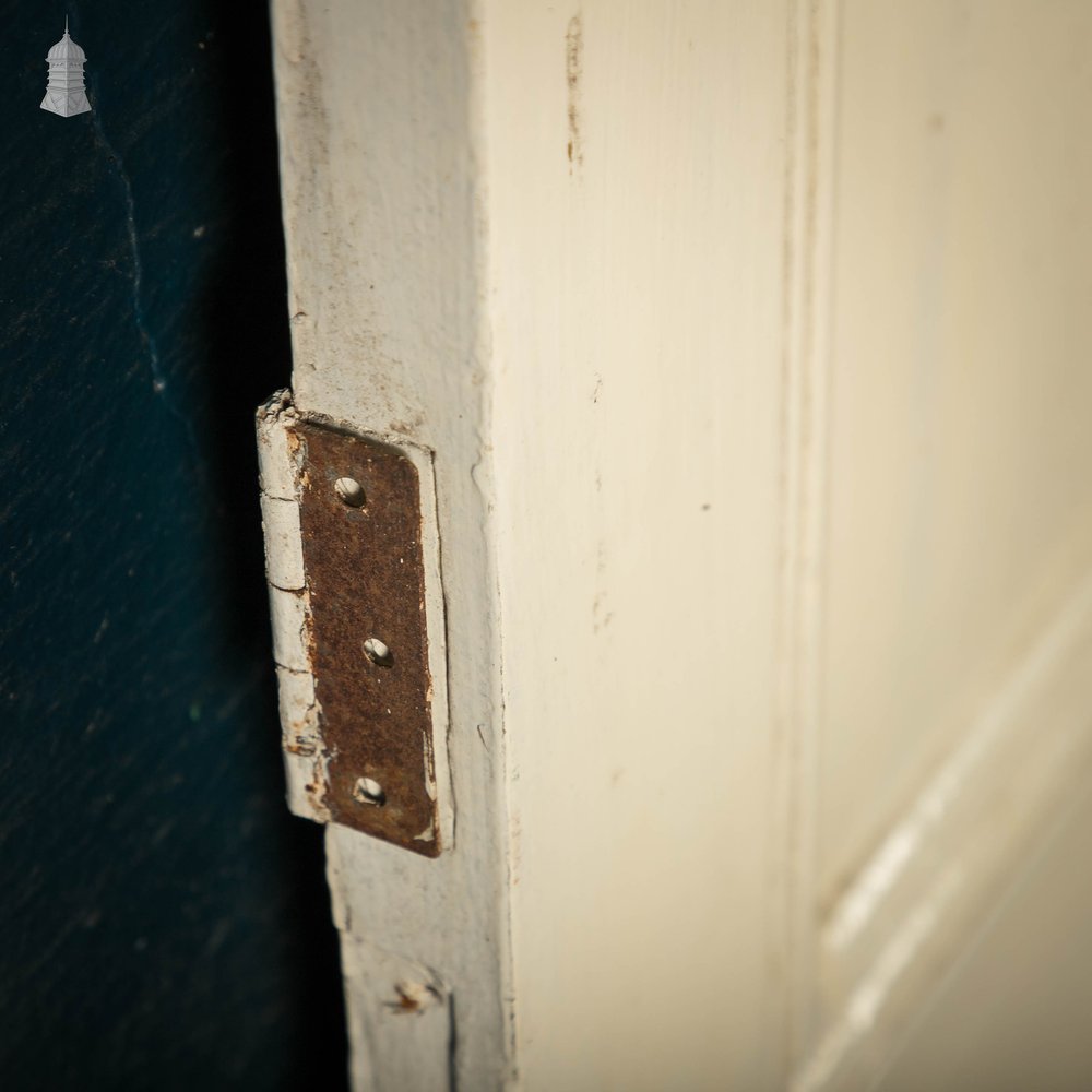 Half Glazed Door, White Painted Panelled Door with ‘Reeded’ Style Textured Glass