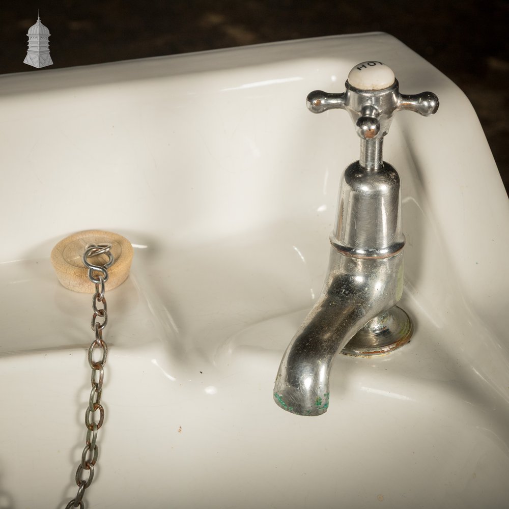White Pyramid Sink, Vintage