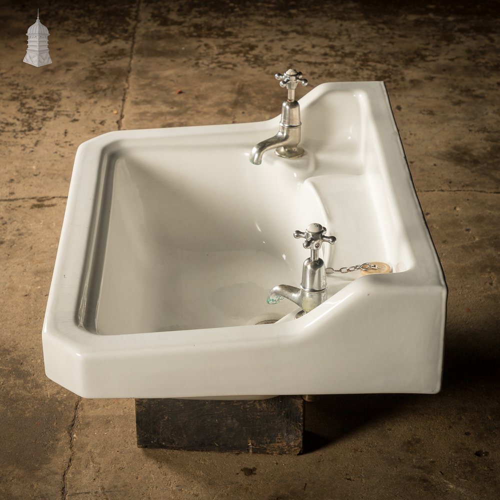 White Pyramid Sink, Vintage
