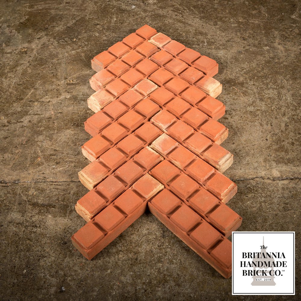 Britannia Red Brick Special Dentil Moulding Slip - BSB02