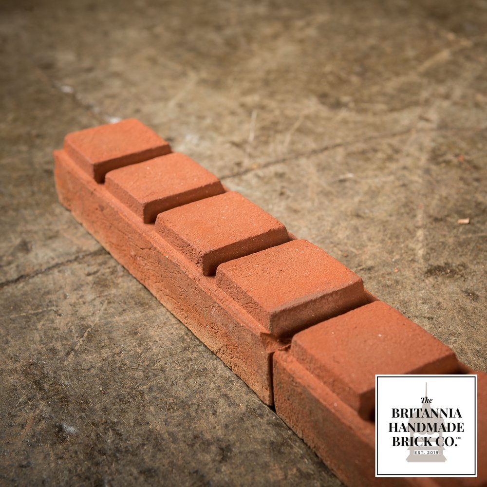 Britannia Red Brick Special Dentil Moulding Slip - BSB02